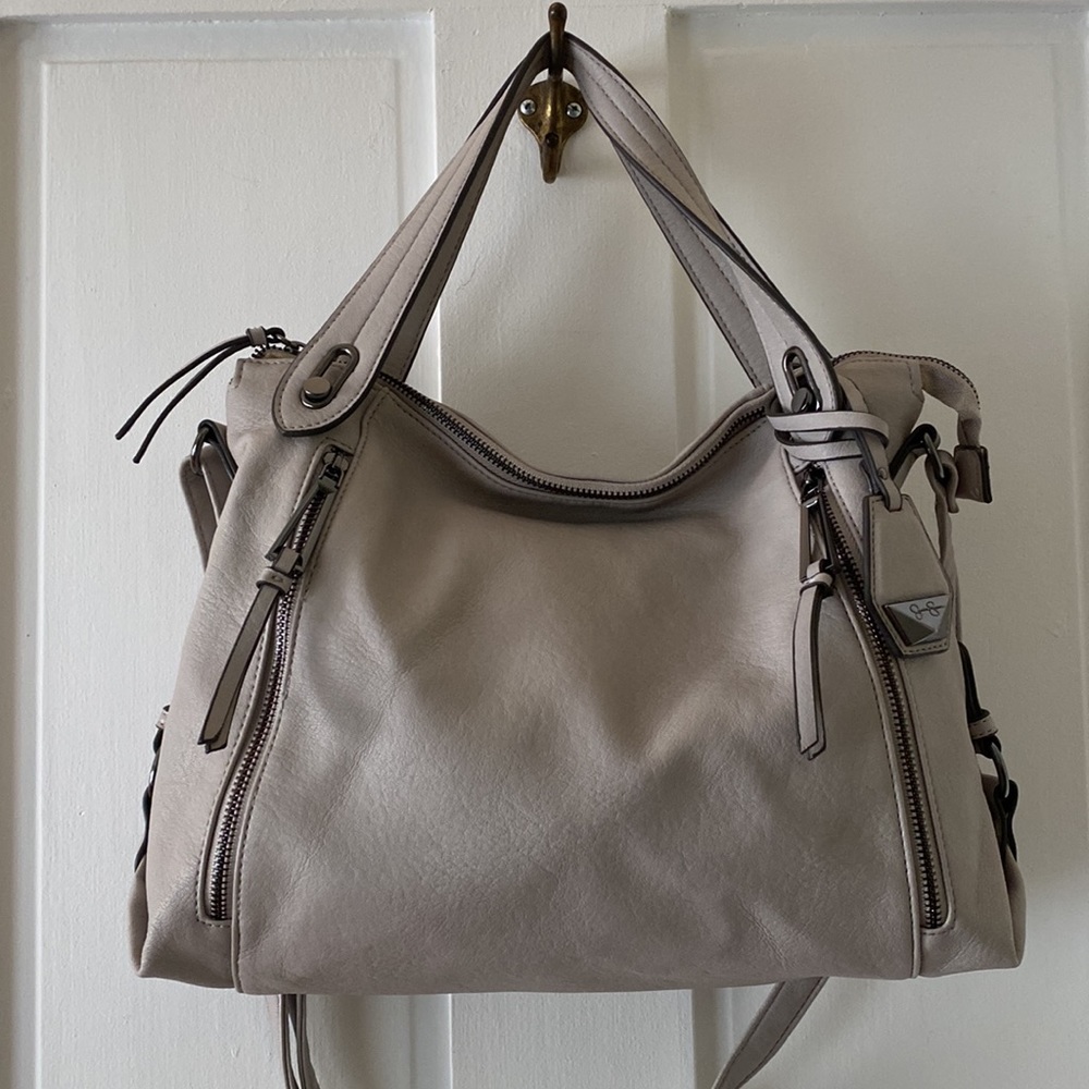 NWOT - Beautiful Jessica Simpson Satchel Bag 🩶